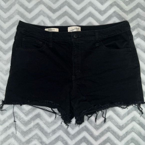 Universal Thread High Rise Midi Shorts - Picture 2 of 5
